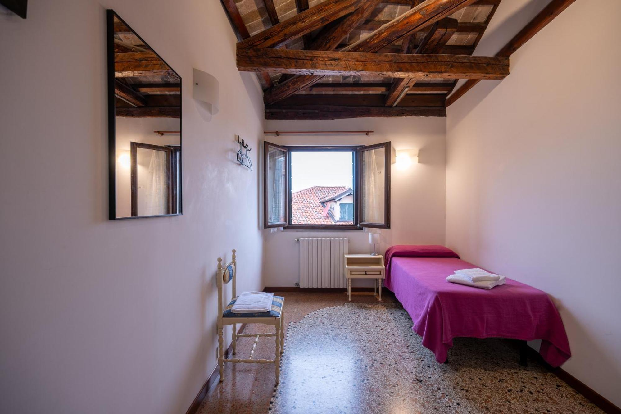 Foresteria Valdese Venezia Eksteriør billede