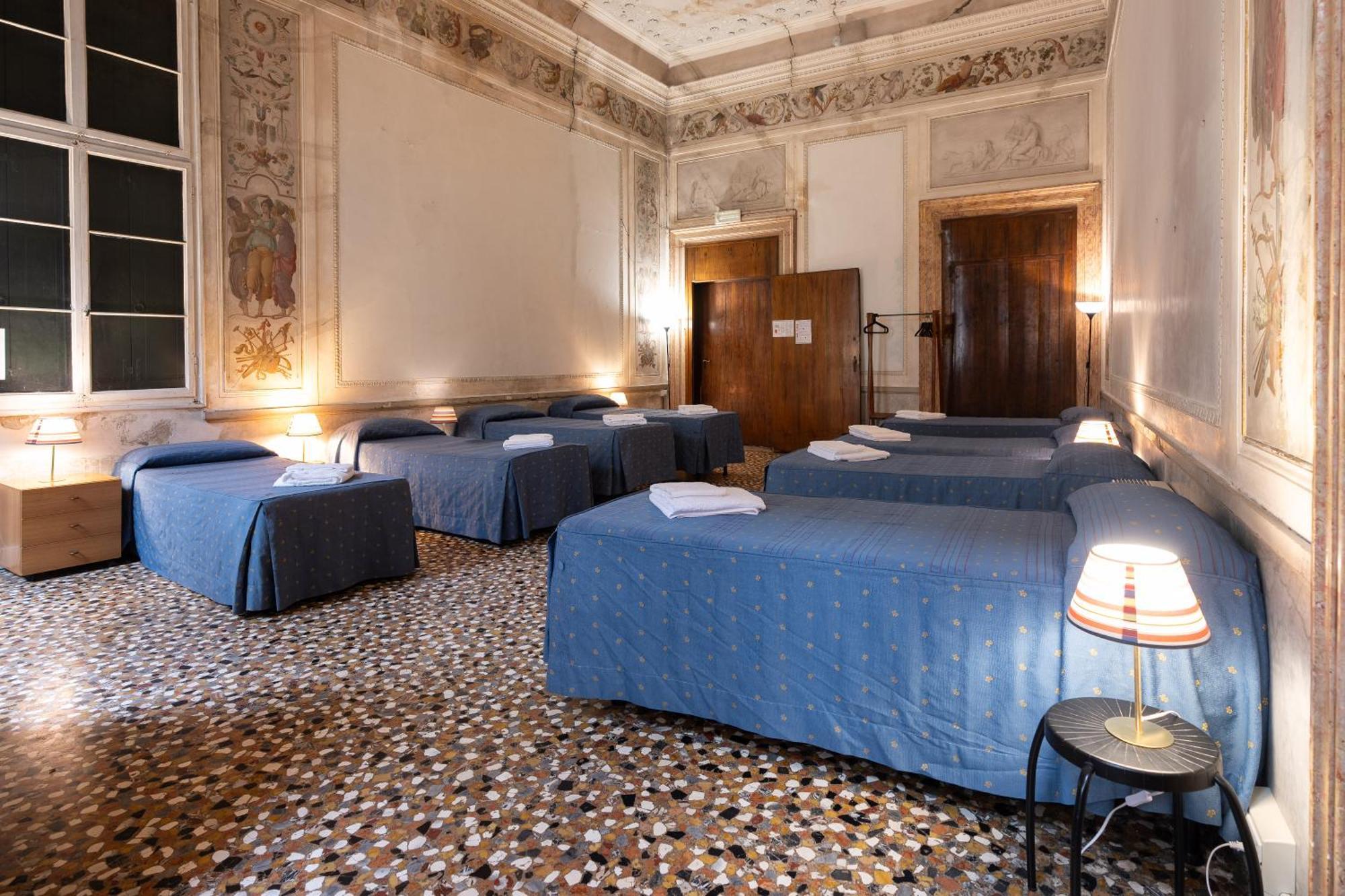 Foresteria Valdese Venezia Eksteriør billede